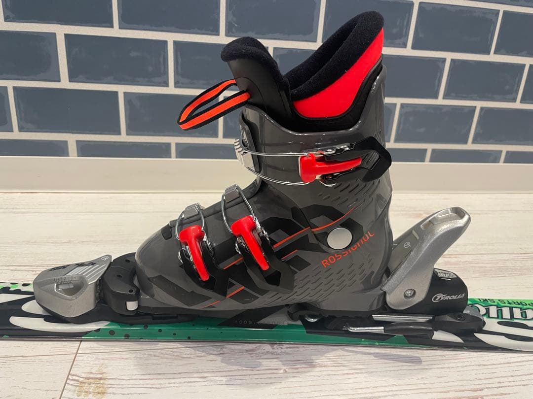 キッズスキーセット⭐︎板ビンディング、ストック、ブーツセット