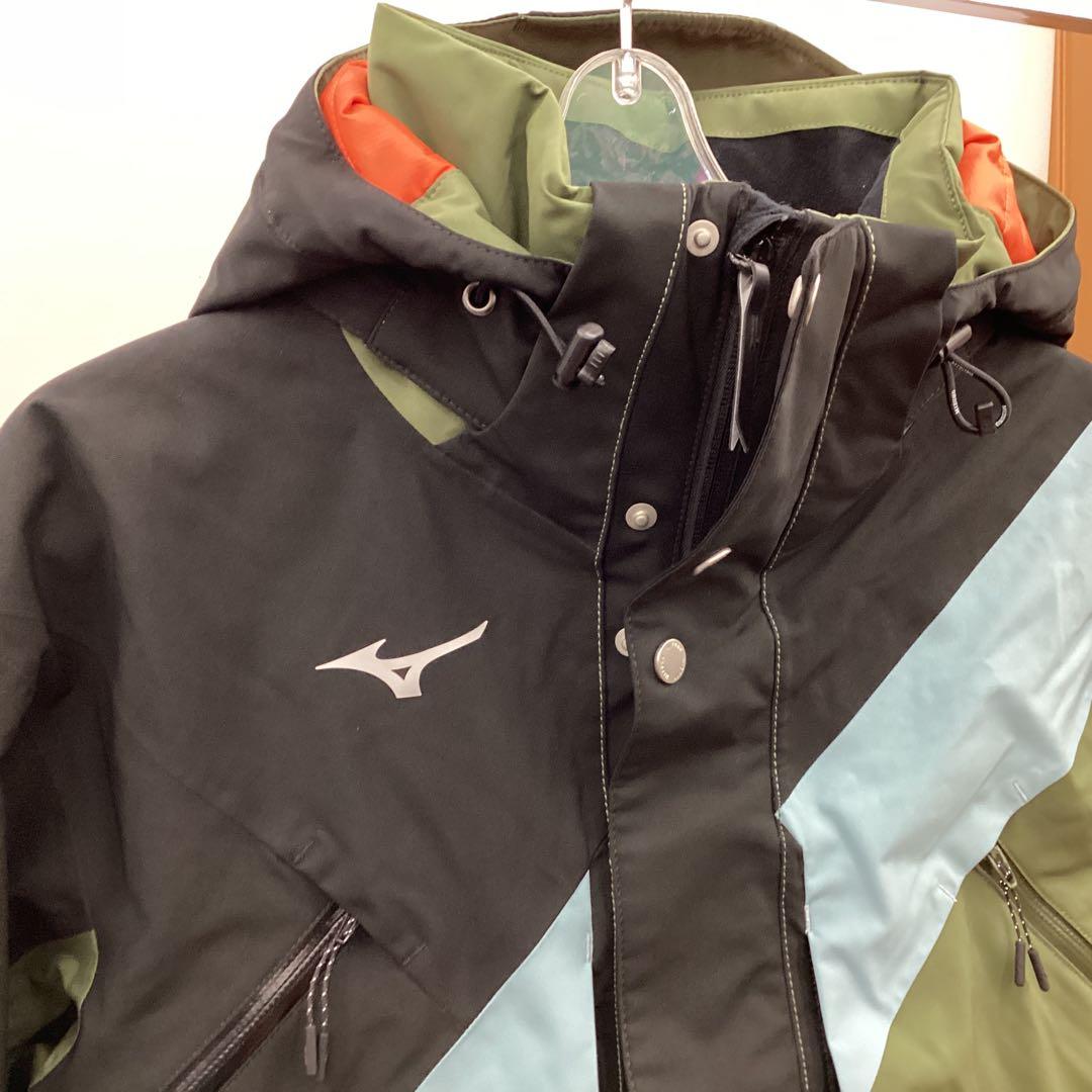 新品　Ｍサイズ　ミズノスキーウェア　ジャケット