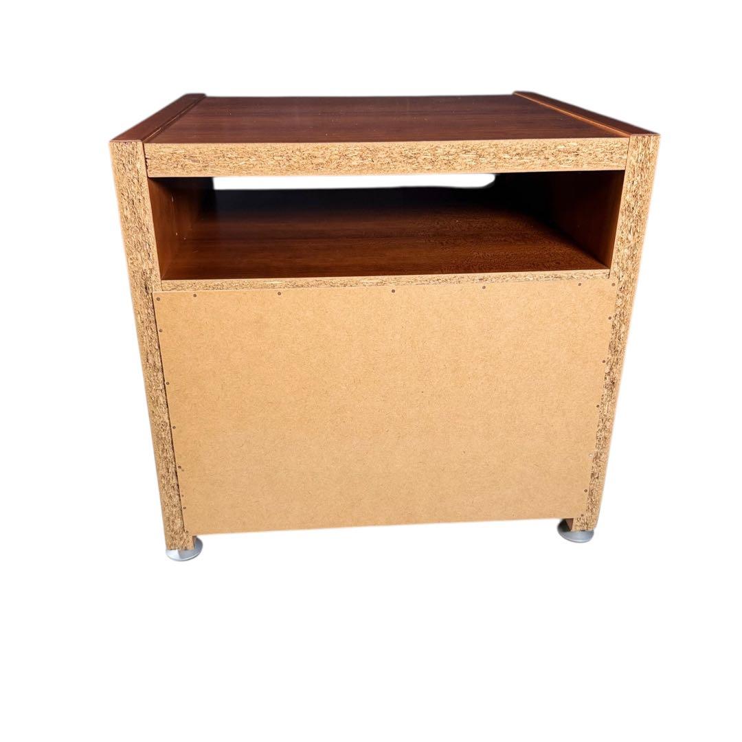 HR721 【廃盤】BoConcept 北欧　ナイトテーブル　サイドテーブル