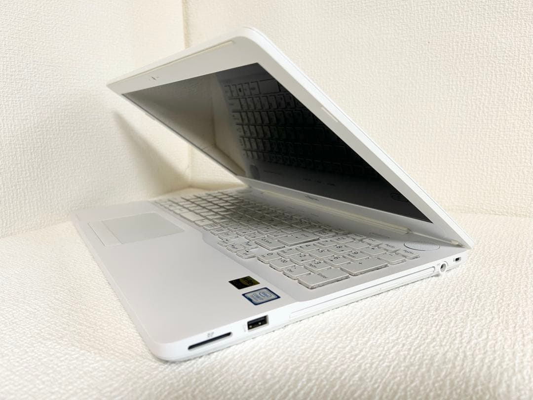 Chen AH53B2/i7-7700HQ/16GB/512GB/