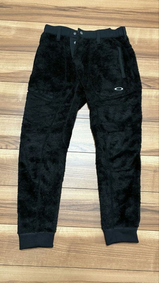 OAKLEYオークリー スカル リバーシブルパンツ ブラック ボアパンツ