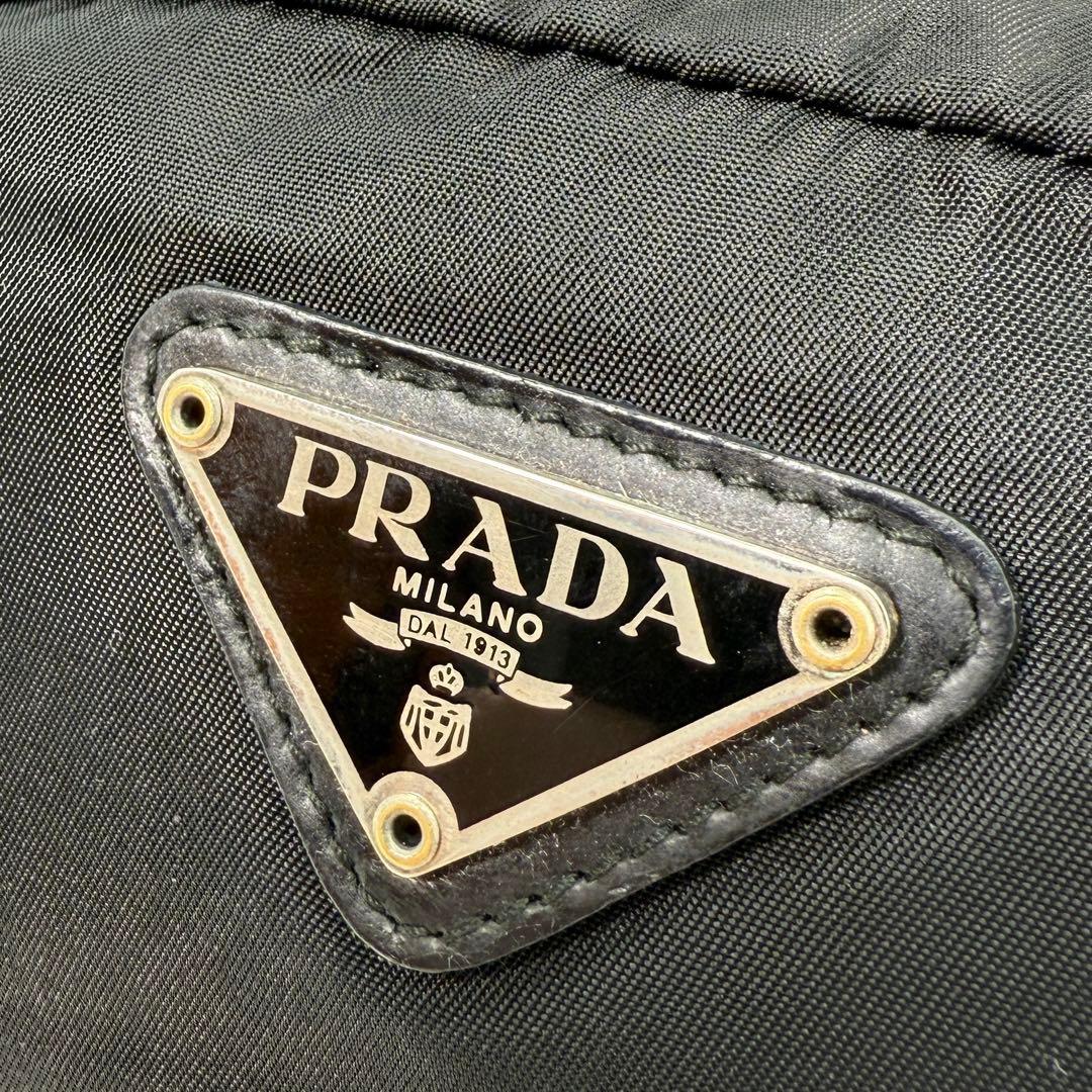 《希少》PRADA プラダ ミニポーチ ナイロン ブラック 化粧ポーチ