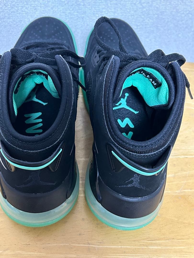 ジョーダン マーズ 270 Green Glow 27.0cm