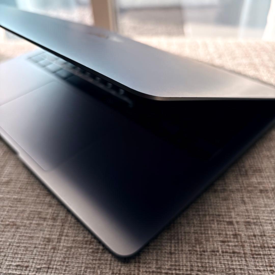 MacBook本体 Apple MacBook Air M1 MGN63J/A