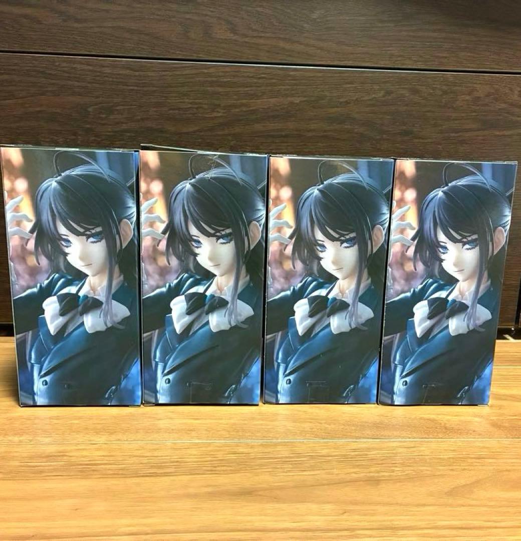 Ado フィギュア Winter ver. ラウンドワン限定　4個セット