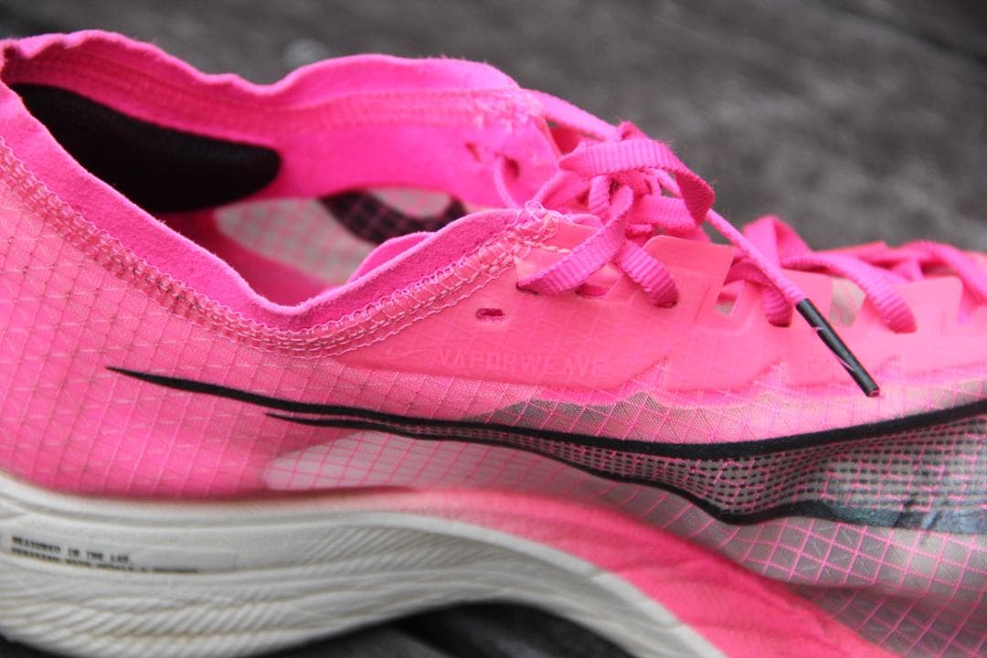 【中古品】ナイキ　ズームxヴェイパーフライ　ネクスト%ピンク　27.0cm