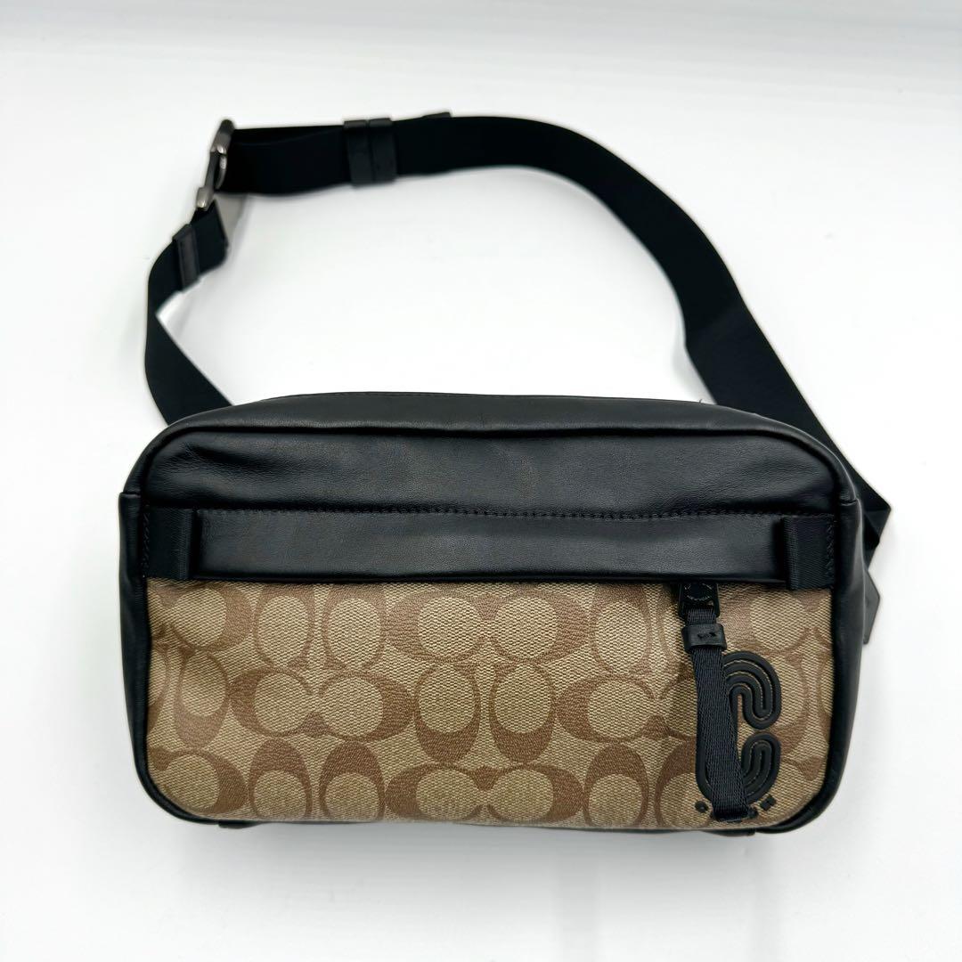 オンライン 通販ファッション - 極美品 COACH ボディバッグ