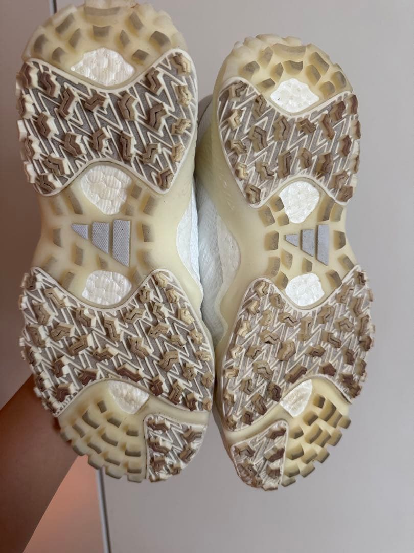 adidas ホワイト シューズ 6 (JP 240)