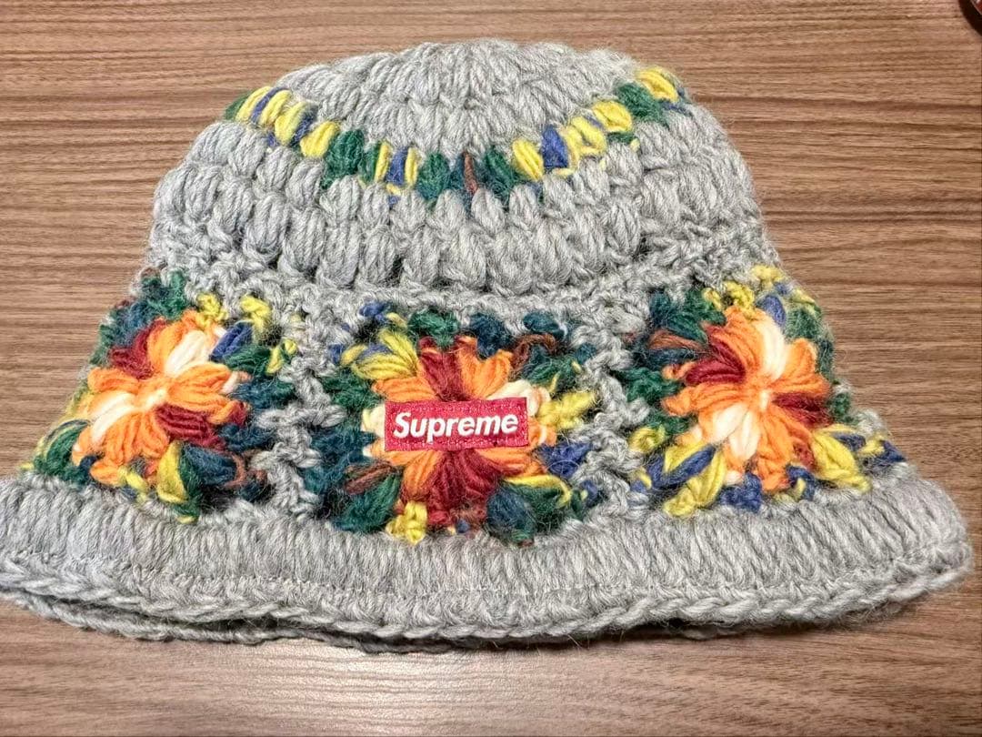 Supreme 花柄刺繍 ニット帽 グレー