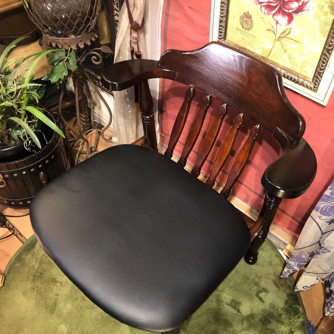 ふみL １　ヴィンテージ スピンドルレッグ　80’s ショートアームチェア