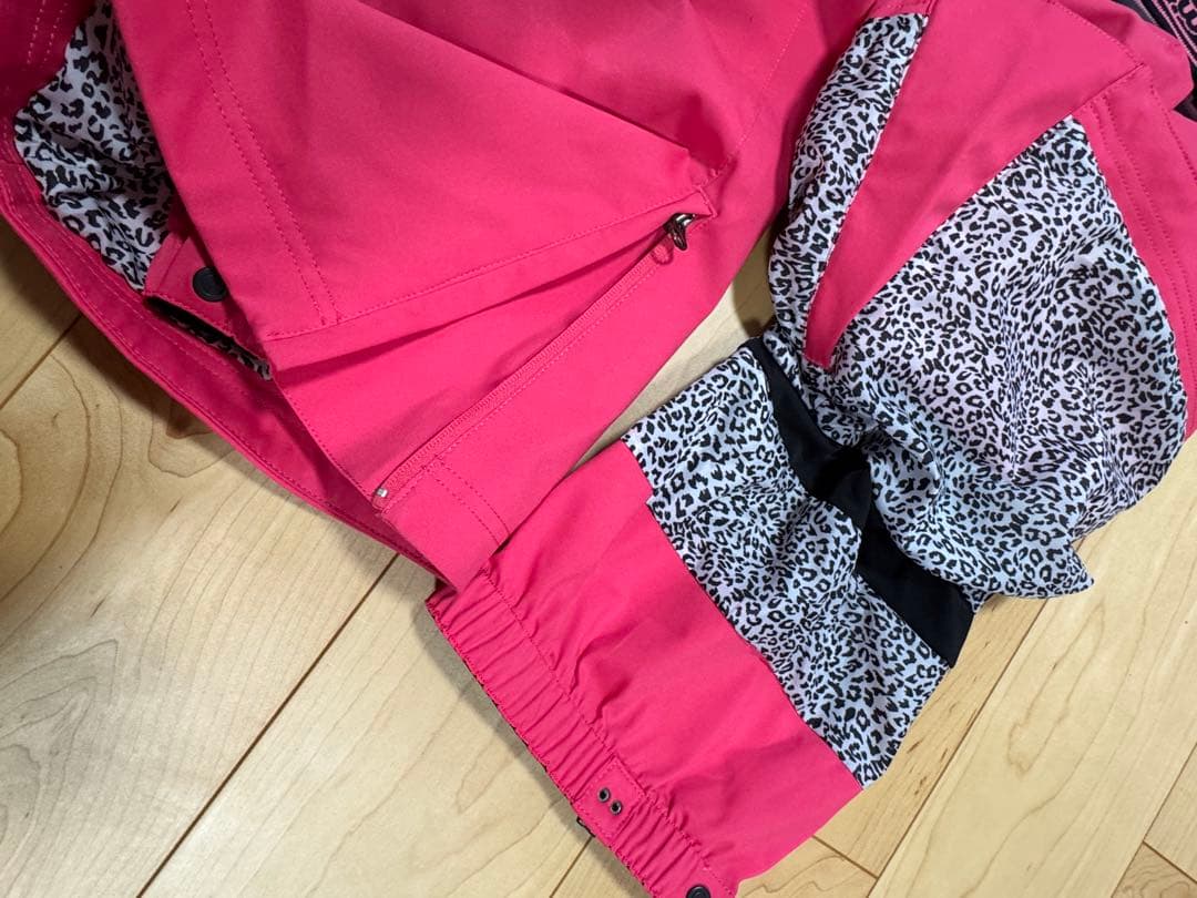 【美品】上RIPZONE Ｓ/下ミストラル　Ｍ スノーボードウェアセット