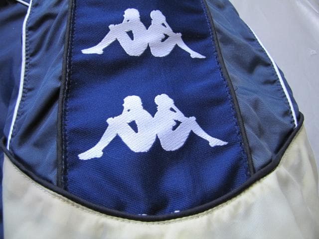 01-02 ASローマ ベンチコート 中綿 Kappa ロゴ刺繍☆程度良好 - メルカリ
