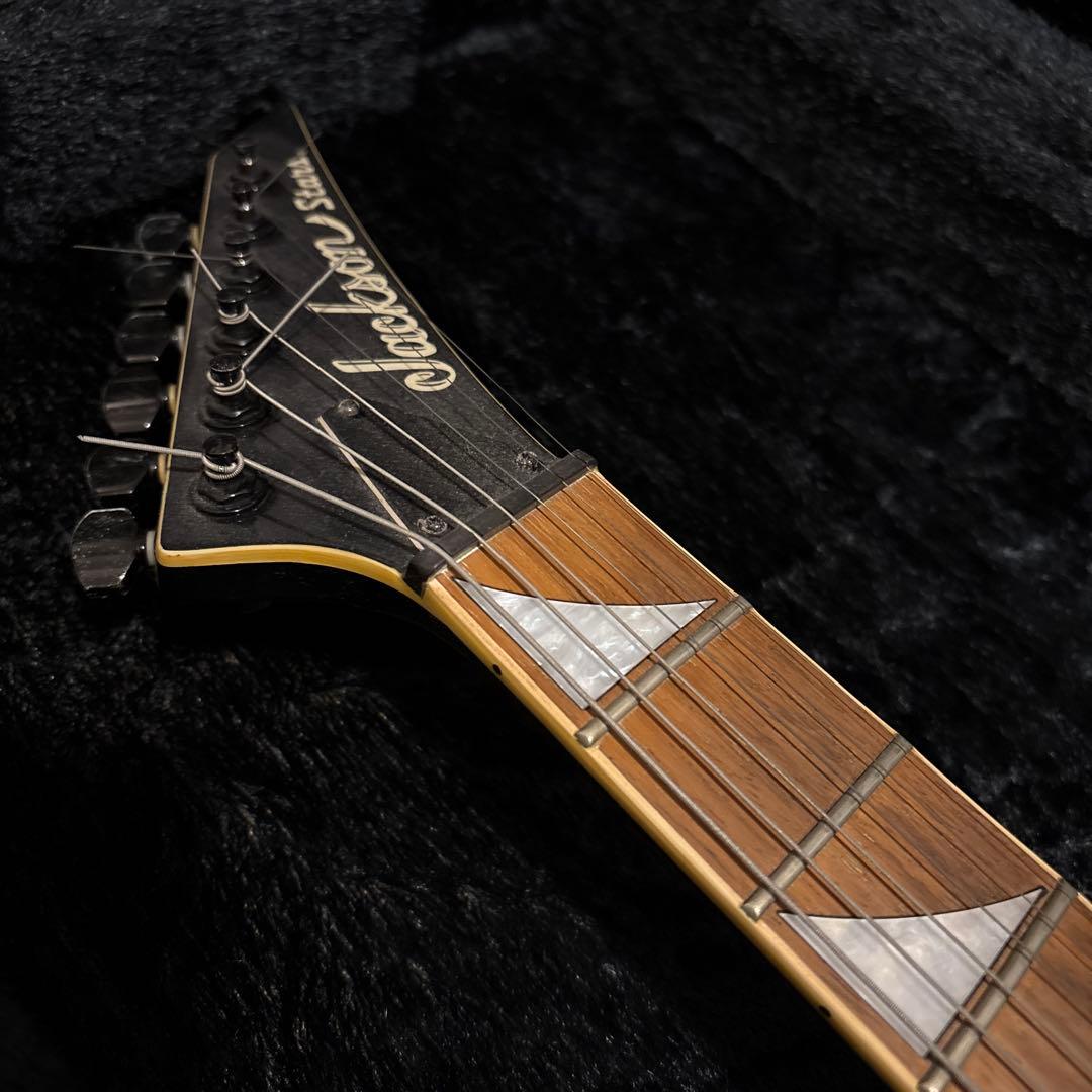 上級モデル　Jackson Stars Kelly ギター　スルーネック　裏通し