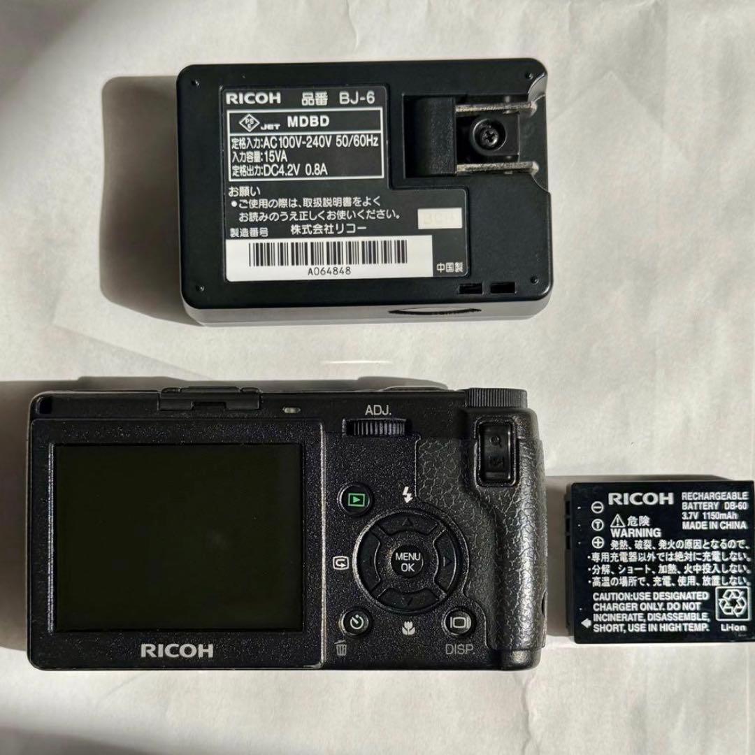 RICOH GR DIGITAL 初代　本体・バッテリー・充電器セット