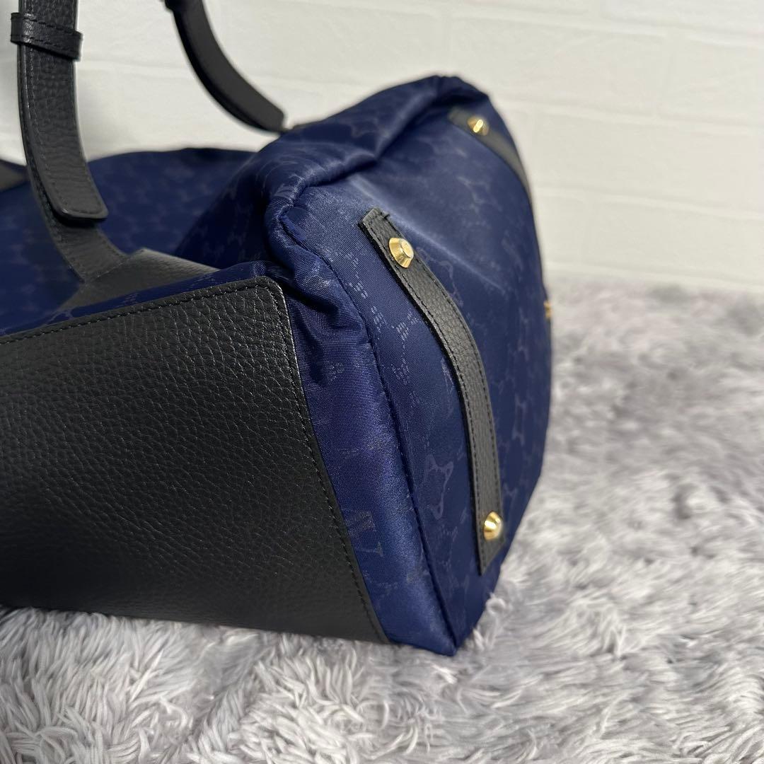 極美品　アタオ　ATAO リュック　バックパック　マッシュルーム　ネイビー　黒