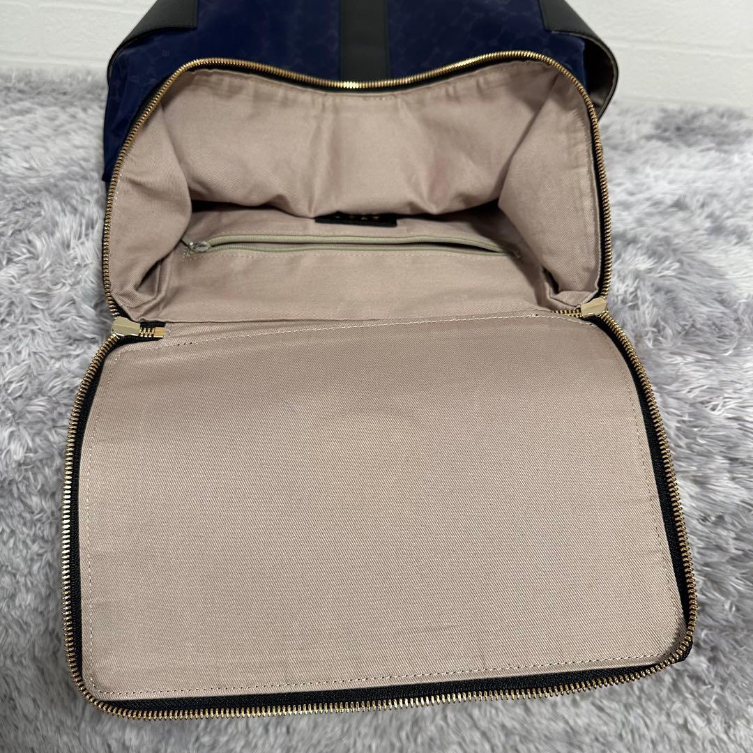 極美品　アタオ　ATAO リュック　バックパック　マッシュルーム　ネイビー　黒