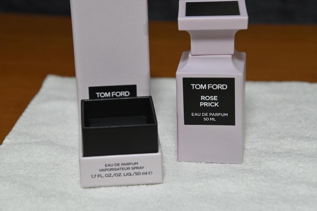 トムフォード – ローズ プリック Tom Ford – Rose Prick
