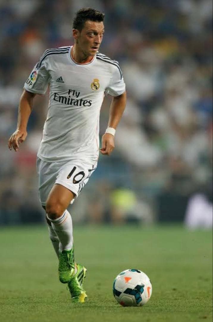 エジル ユニフォーム レアルマドリード 13-14 - メルカリ