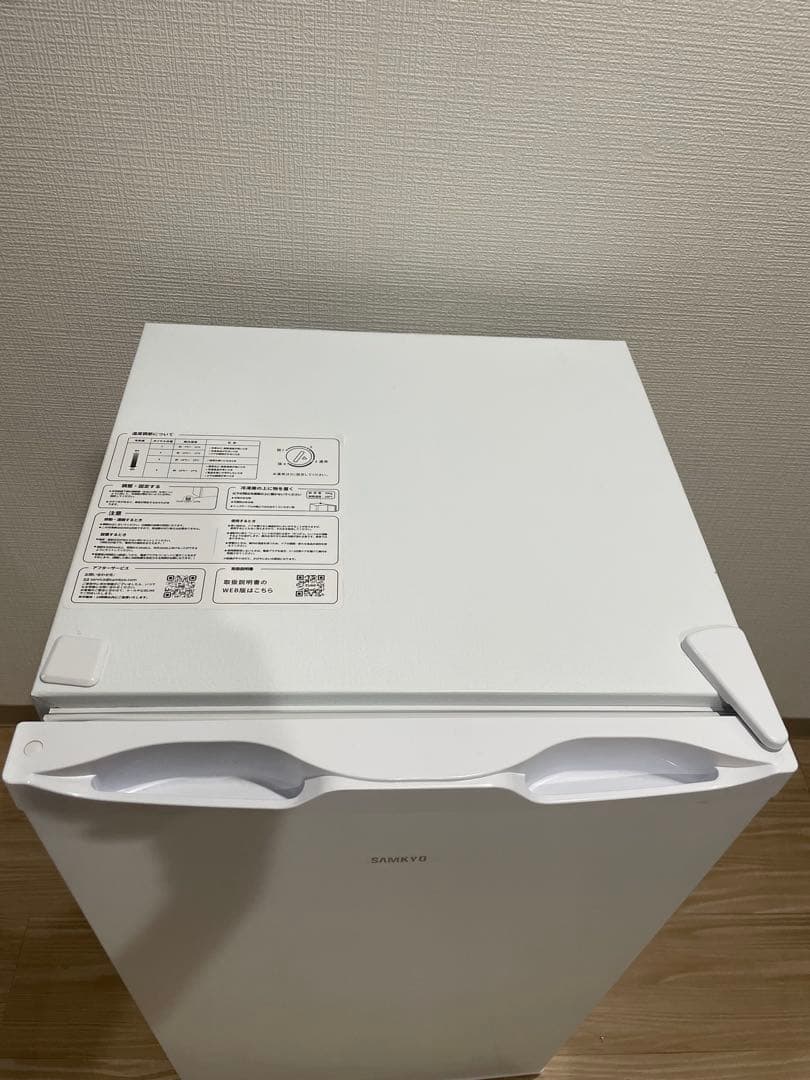 【美品】冷凍庫 65L SAMKYO