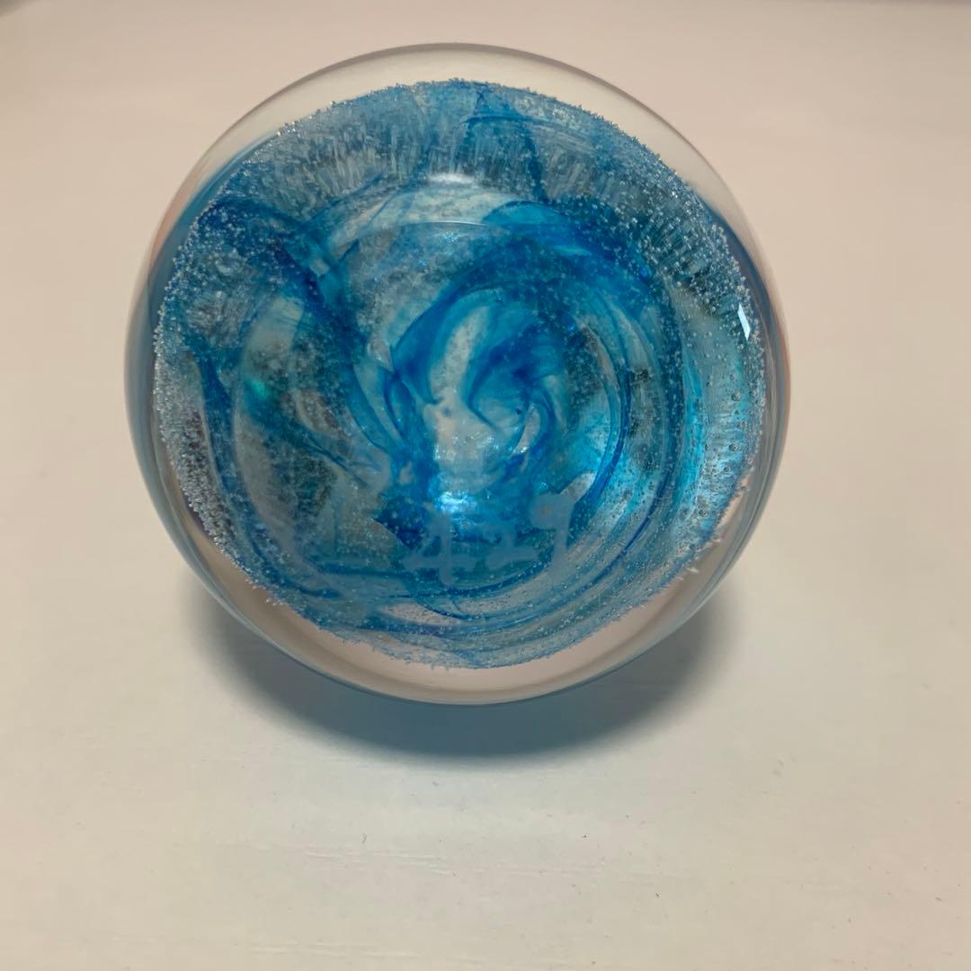 雪の華 ガラス玉ペーパーウエイト - メルカリ