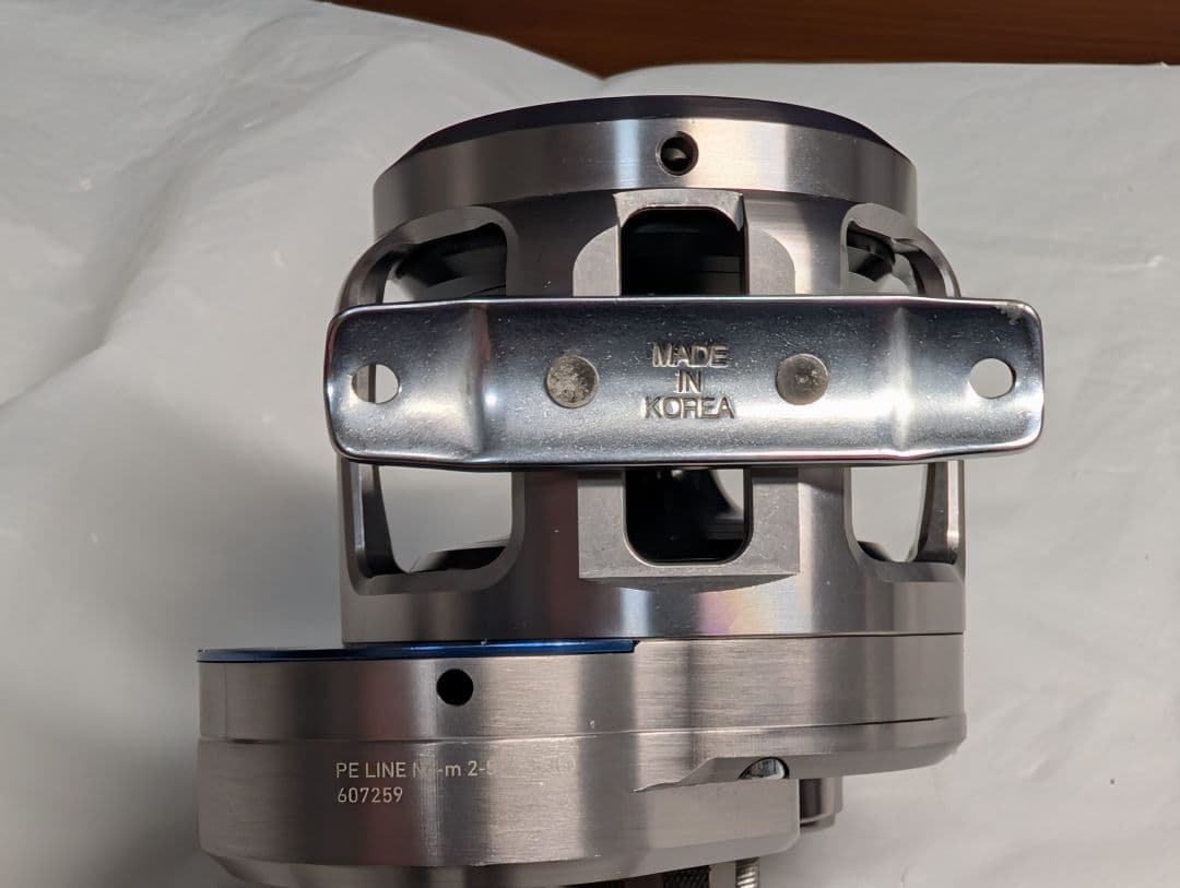 ダイワ 管555GP 15ソルティガ 15H 右ハンドル カスタム品