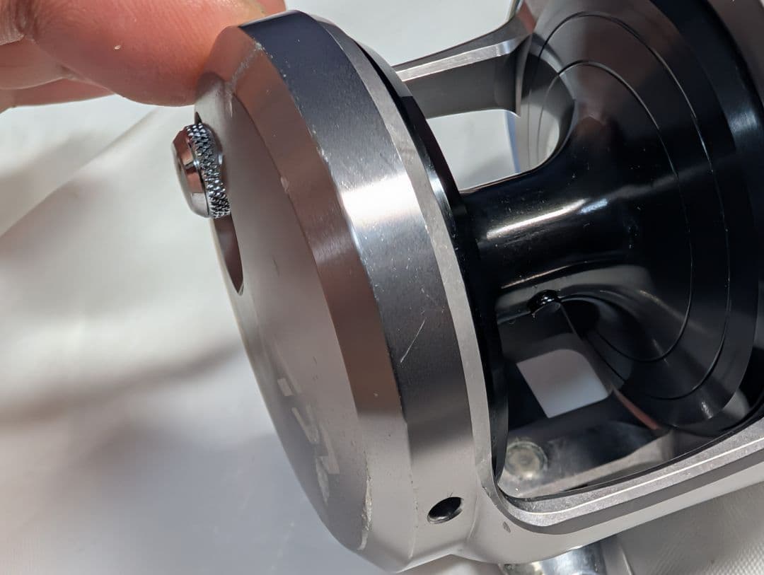 ダイワ 管555GP 15ソルティガ 15H 右ハンドル カスタム品