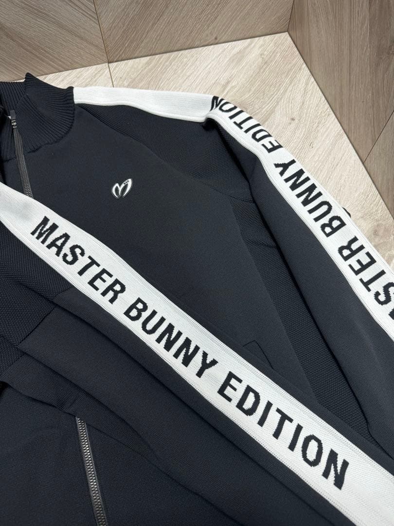 マスターバニー　ブルゾン