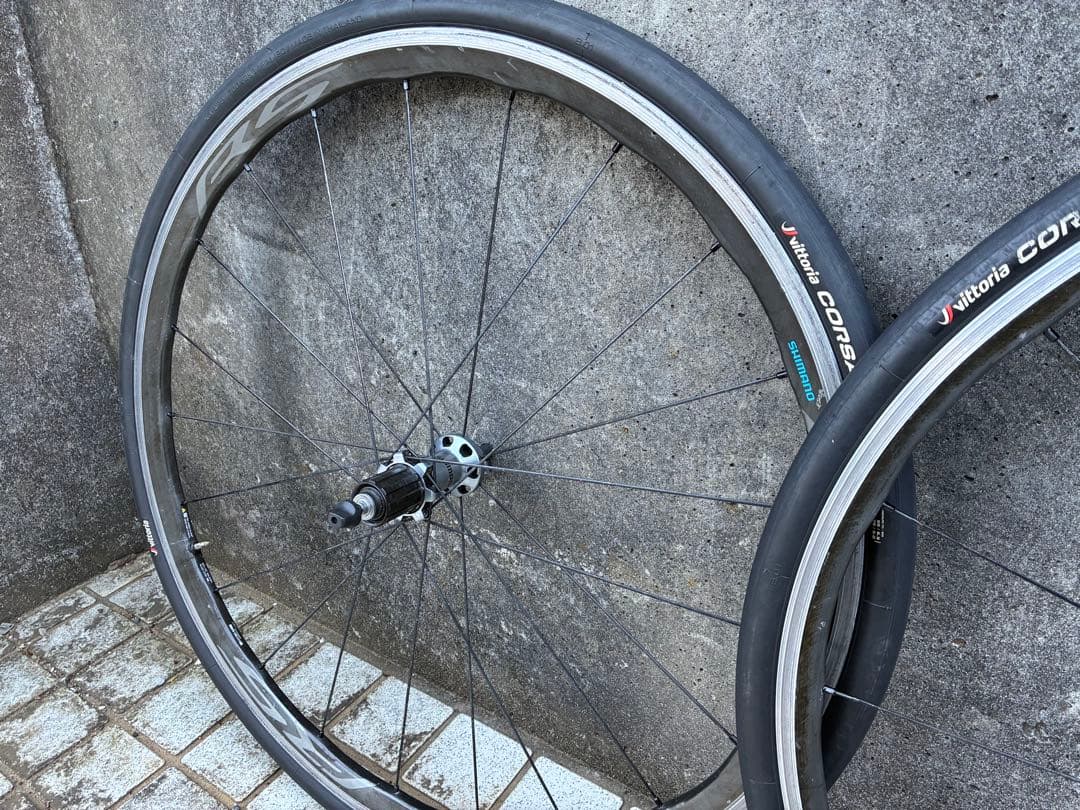 SHIMANO WH-RS700-TL チューブレスレディ　TLR