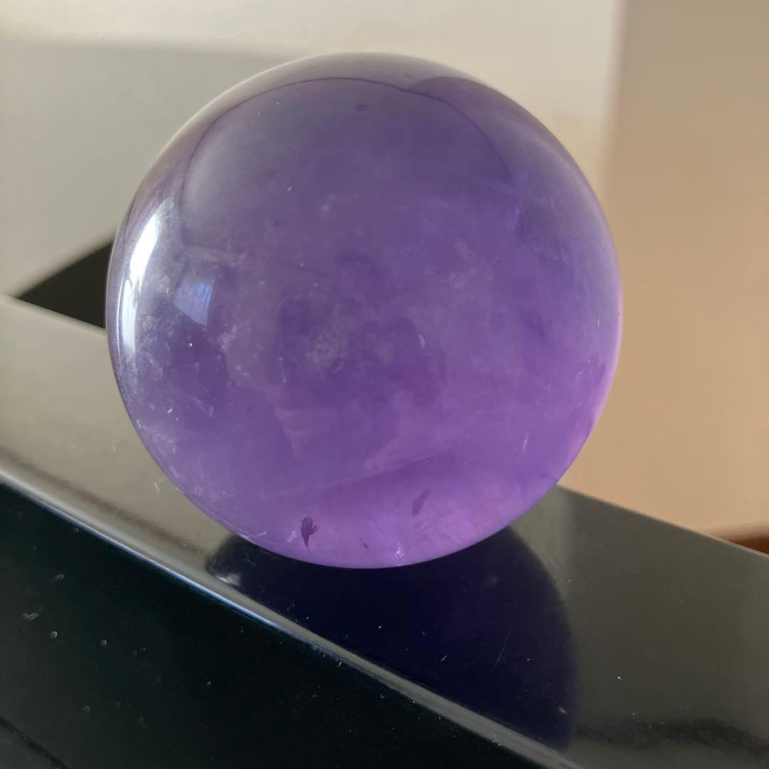 L Lさま専用菫色！フローライト　スフィア　天然石置物　E137