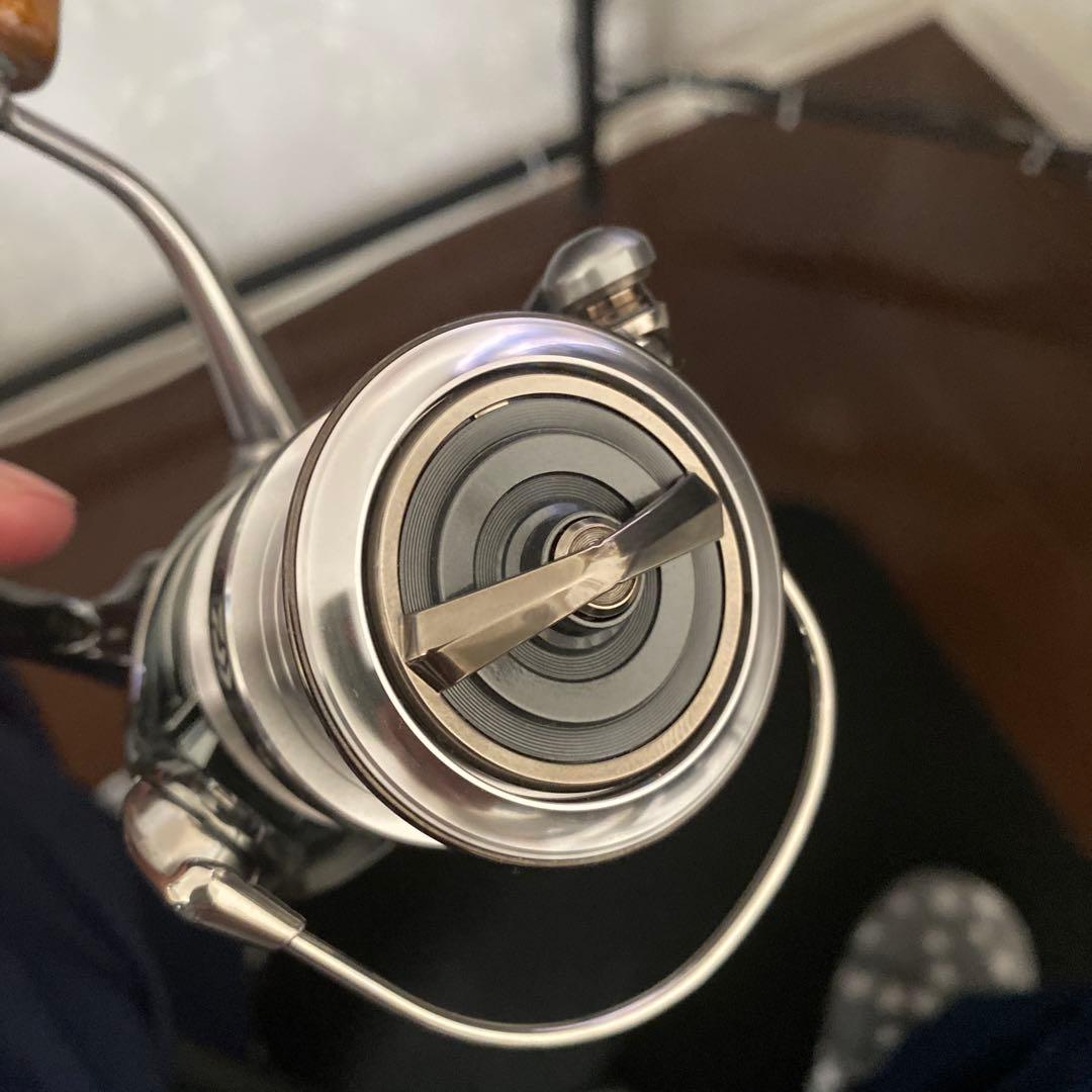 リール 22EXIST LT3000S