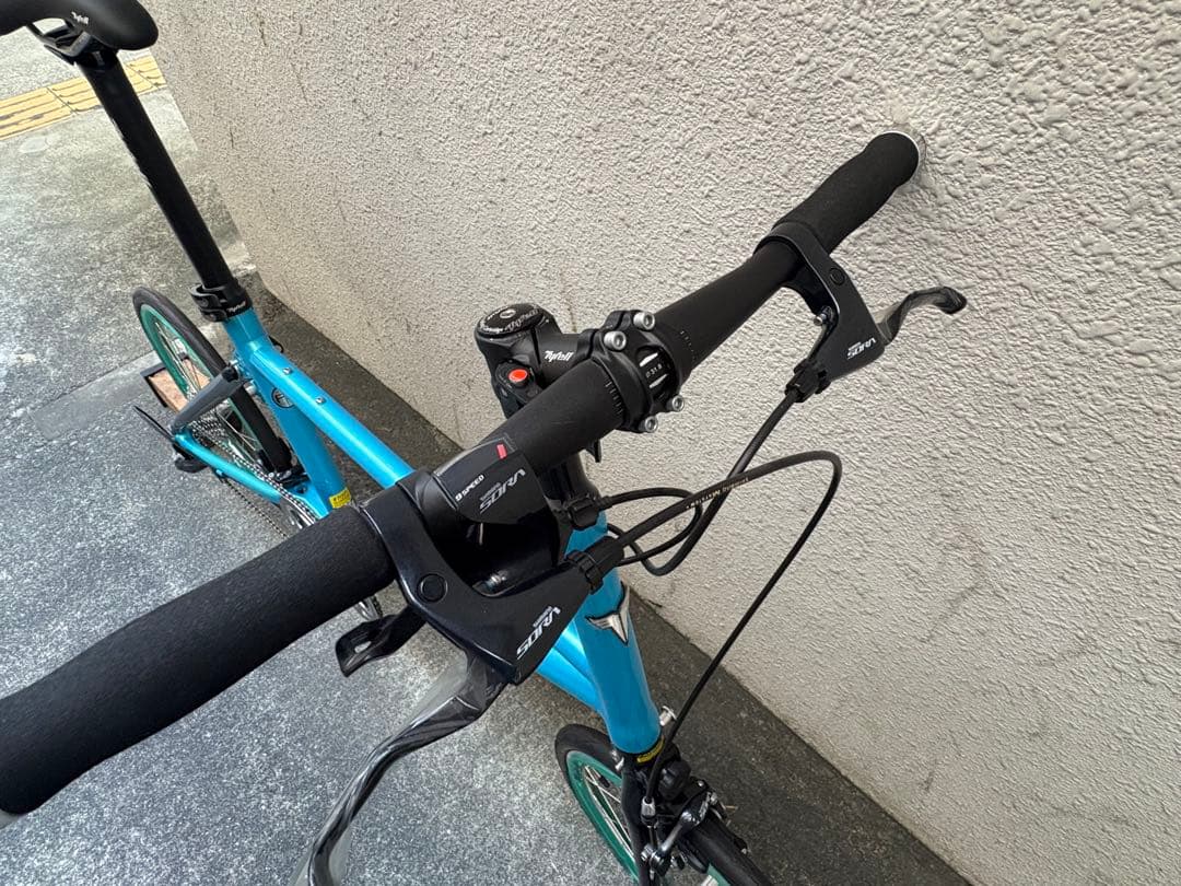 Tyrell FXα 新品未使用　ターコイズブルー　ミニベロ　小径車　タイレル