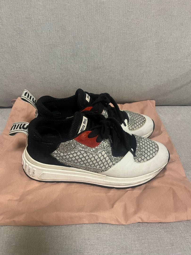 miu miu メッシュスニーカー ホワイト/ブラック/レッド　38ハーフ