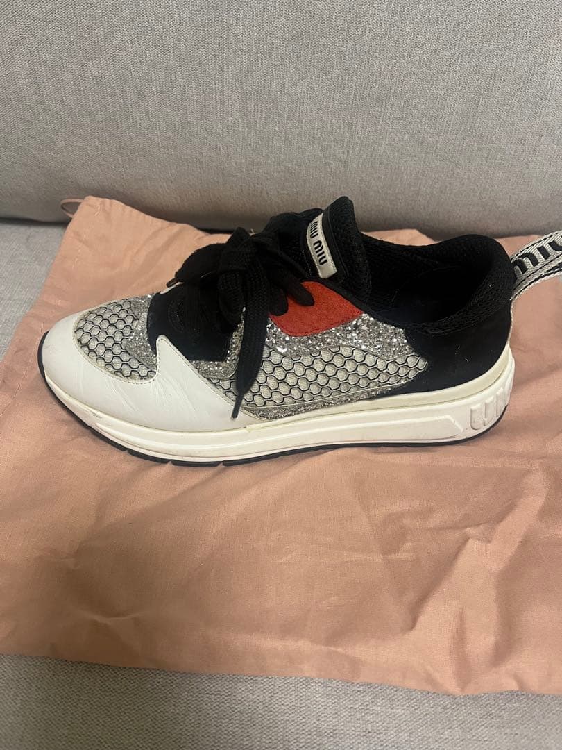 miu miu メッシュスニーカー ホワイト/ブラック/レッド　38ハーフ