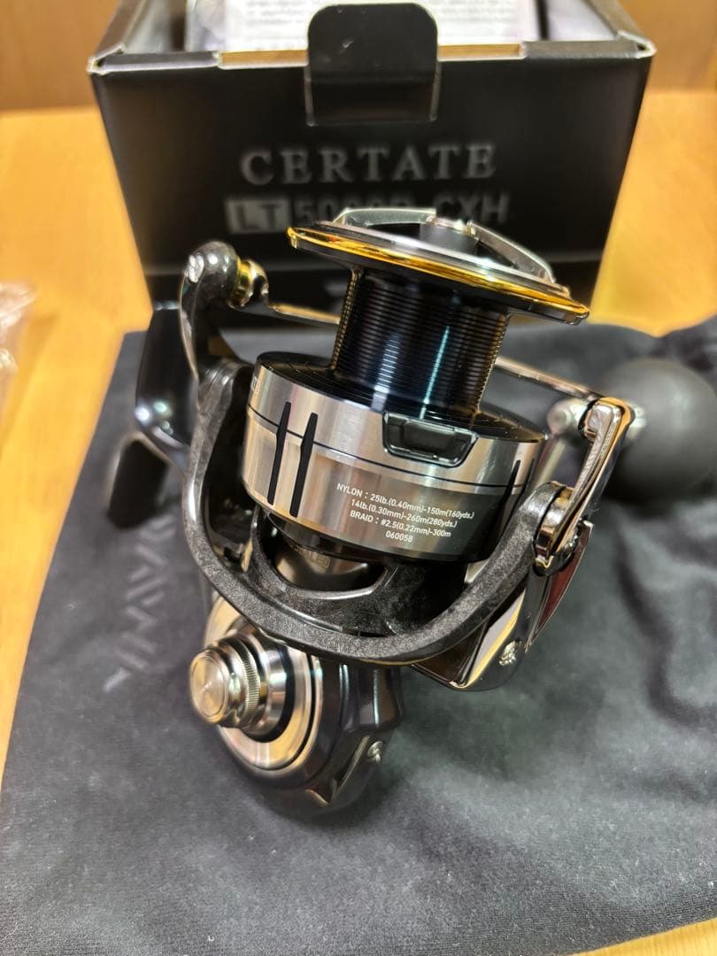 Daiwa 19 CERTATE LT 5000D-CXH スピニングリール 19セルテート