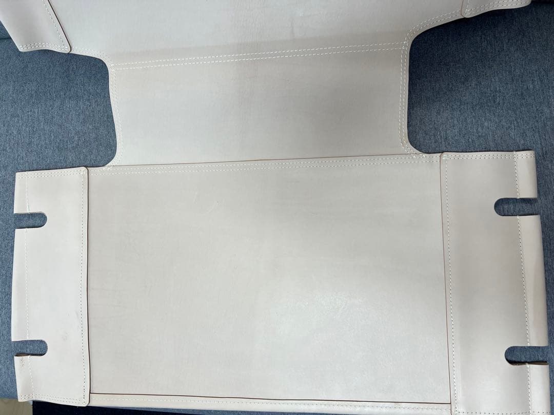 新品未使用品　IKIKI チェアウォルナットオリーブ＆専用替シート