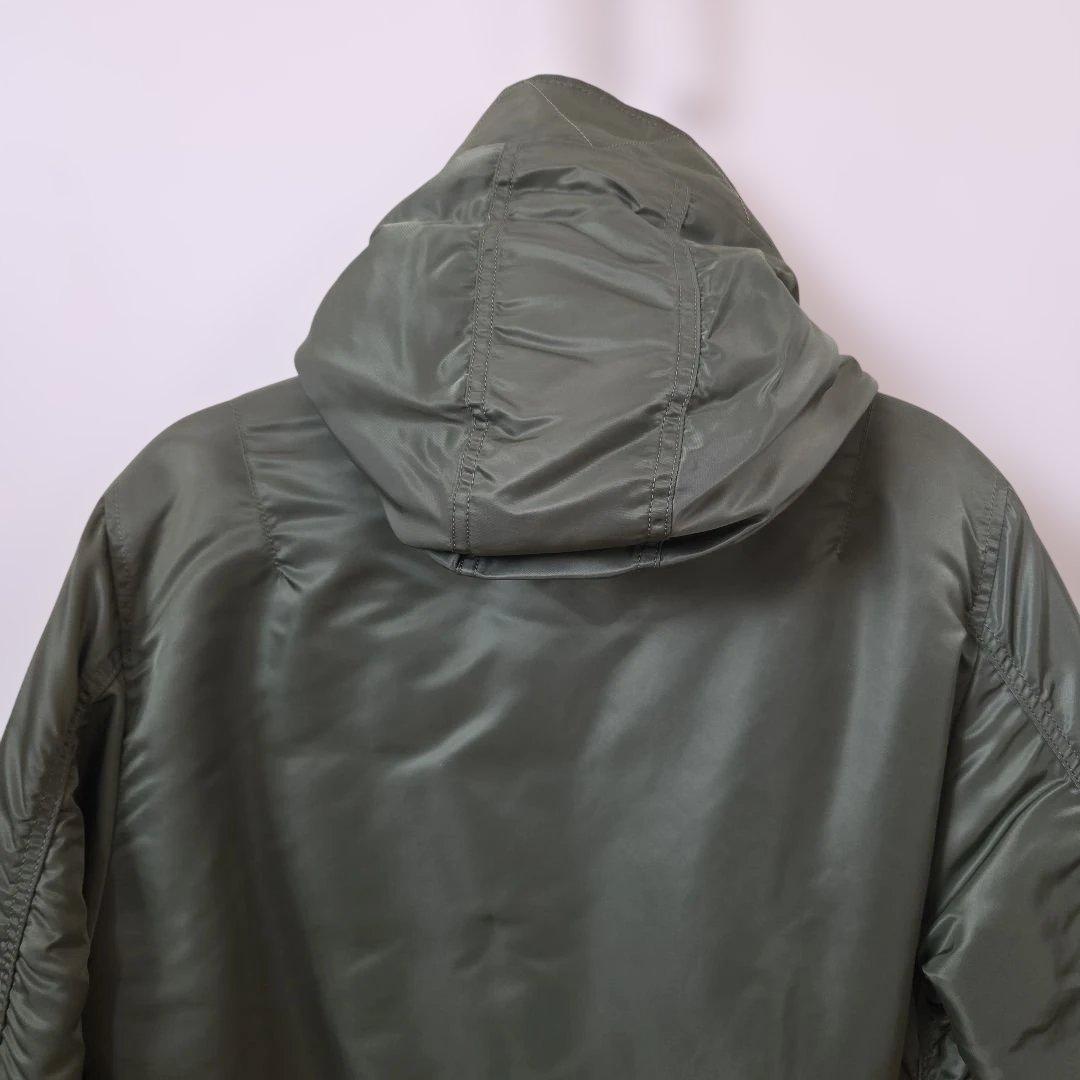 の*り様 MAN WITH A MISSION　Alpha ミリタリーブルゾン