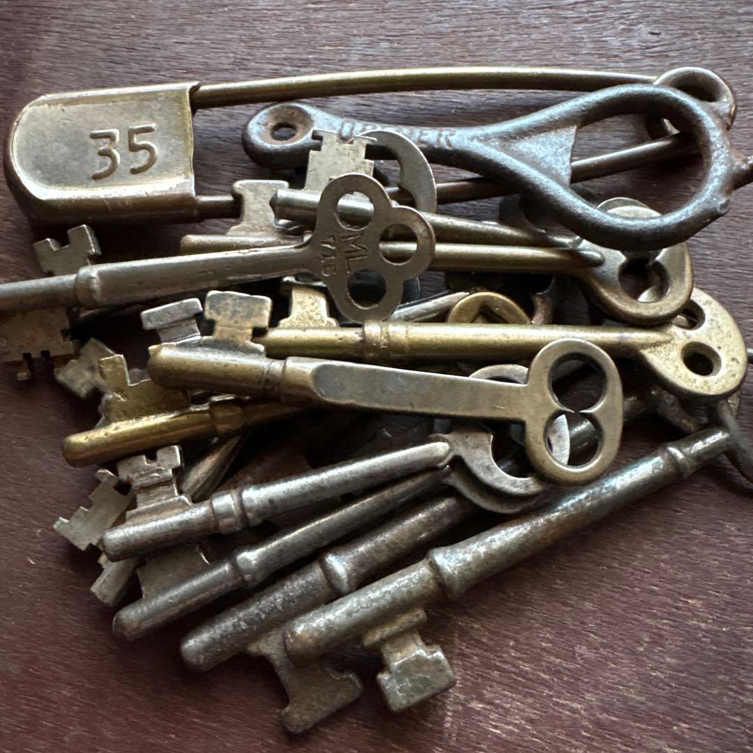 スケルトンキー／ランドリーピン／アンティーク／USA