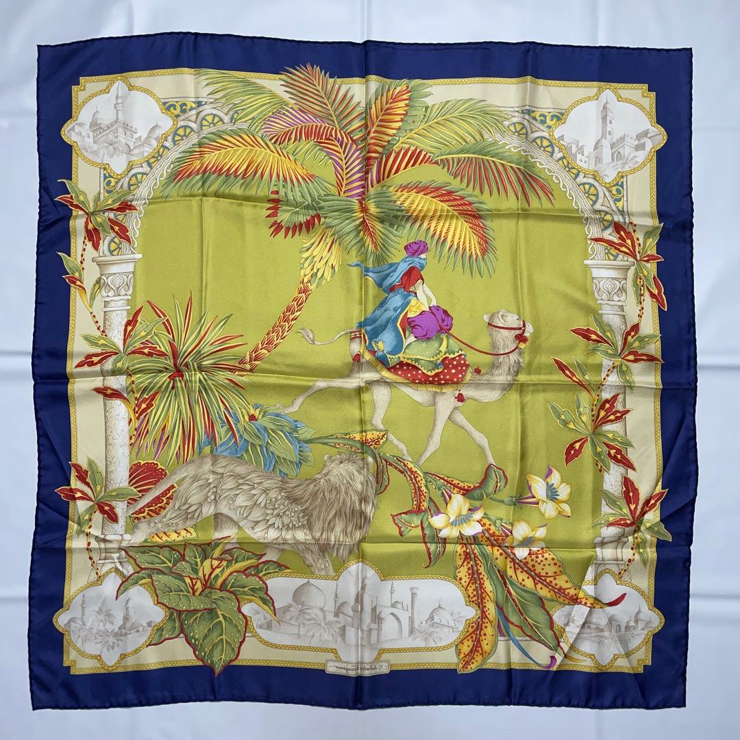 2508-84｜専用｜サルヴァトーレフェラガモ スカーフ ネイビー