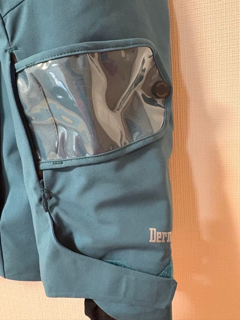 デサント スキーウェア　ジャケット　S.I.O INSULATED JACKET