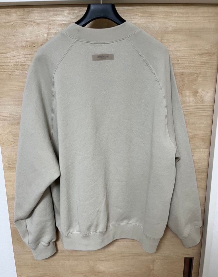 トップス FEAR OF GOD ESSENTIALS 1977 CREWNECK