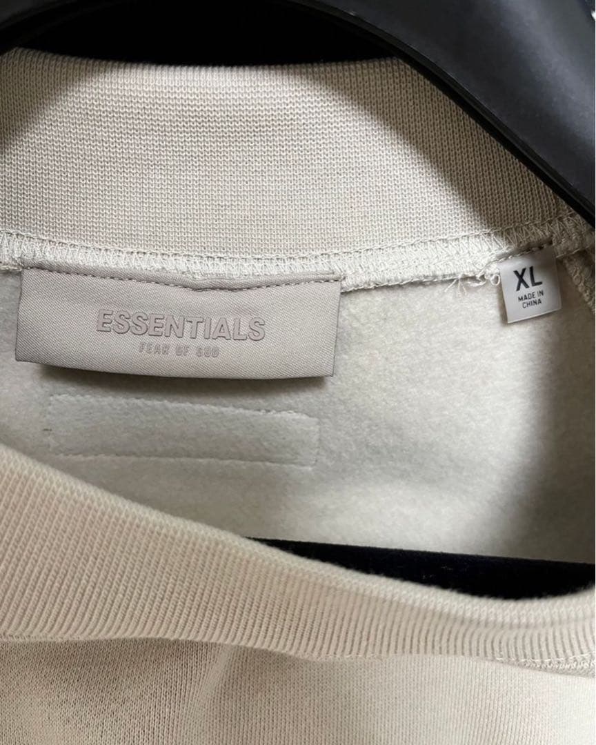 トップス FEAR OF GOD ESSENTIALS 1977 CREWNECK