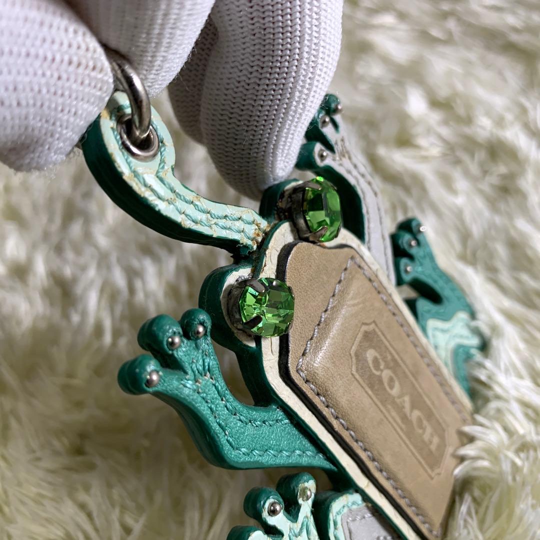 コーチ カエルモチーフ キーホルダー ビジュー付き バッグチャーム