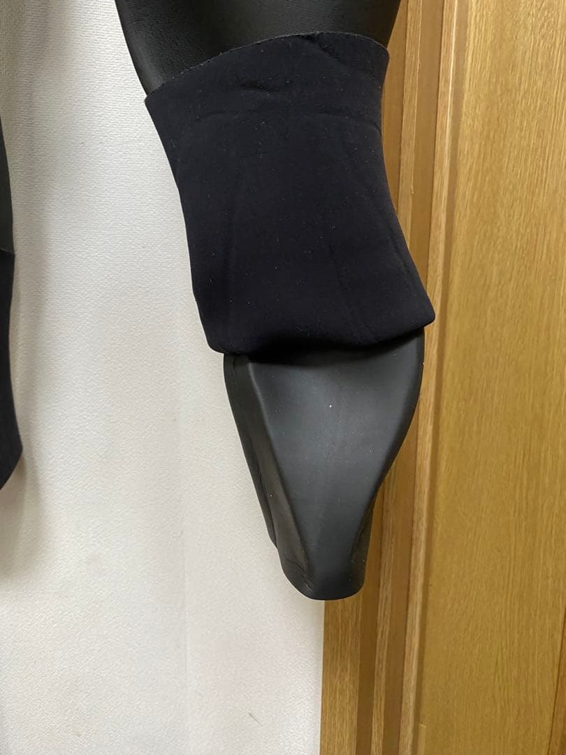 ☆超人気メーカー！！【AIR TIGHT】メンズ5×3mmセミドライフルスーツ