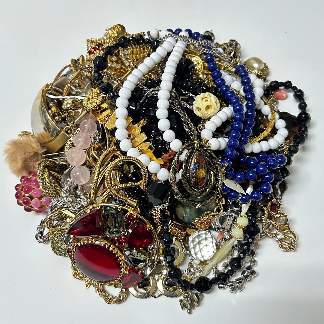 イミテーションまとめ売り　ヴィンテージ　アンティーク　ネックレスレディース【7】