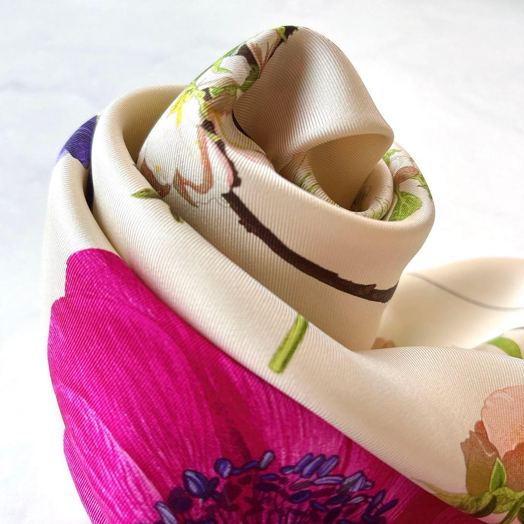 極美品 GUCCI 大判シルクスカーフ フローラ 桜 満開 スプリングカラー