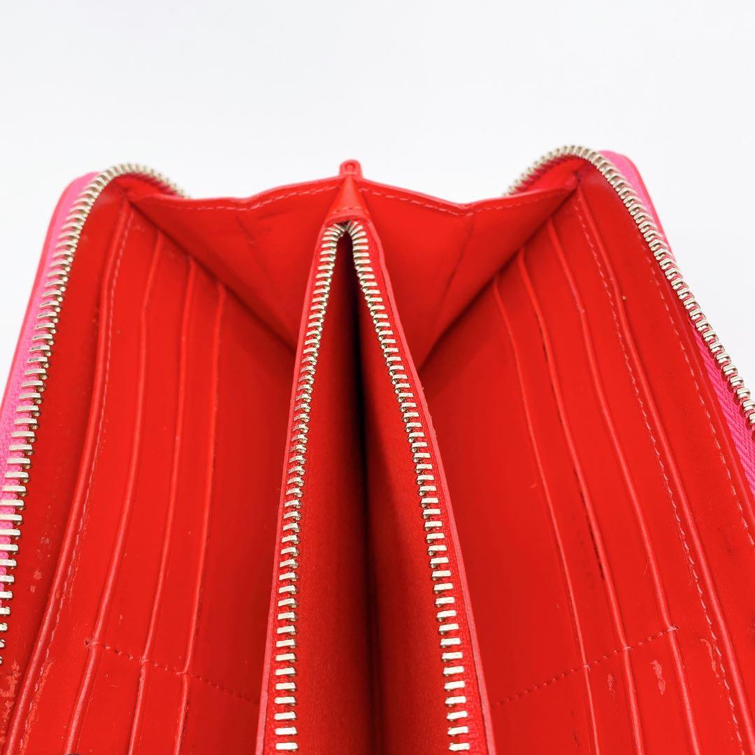 クリスチャンルブタン スパイクスタッズ 長財布 ピンク マルチカラー