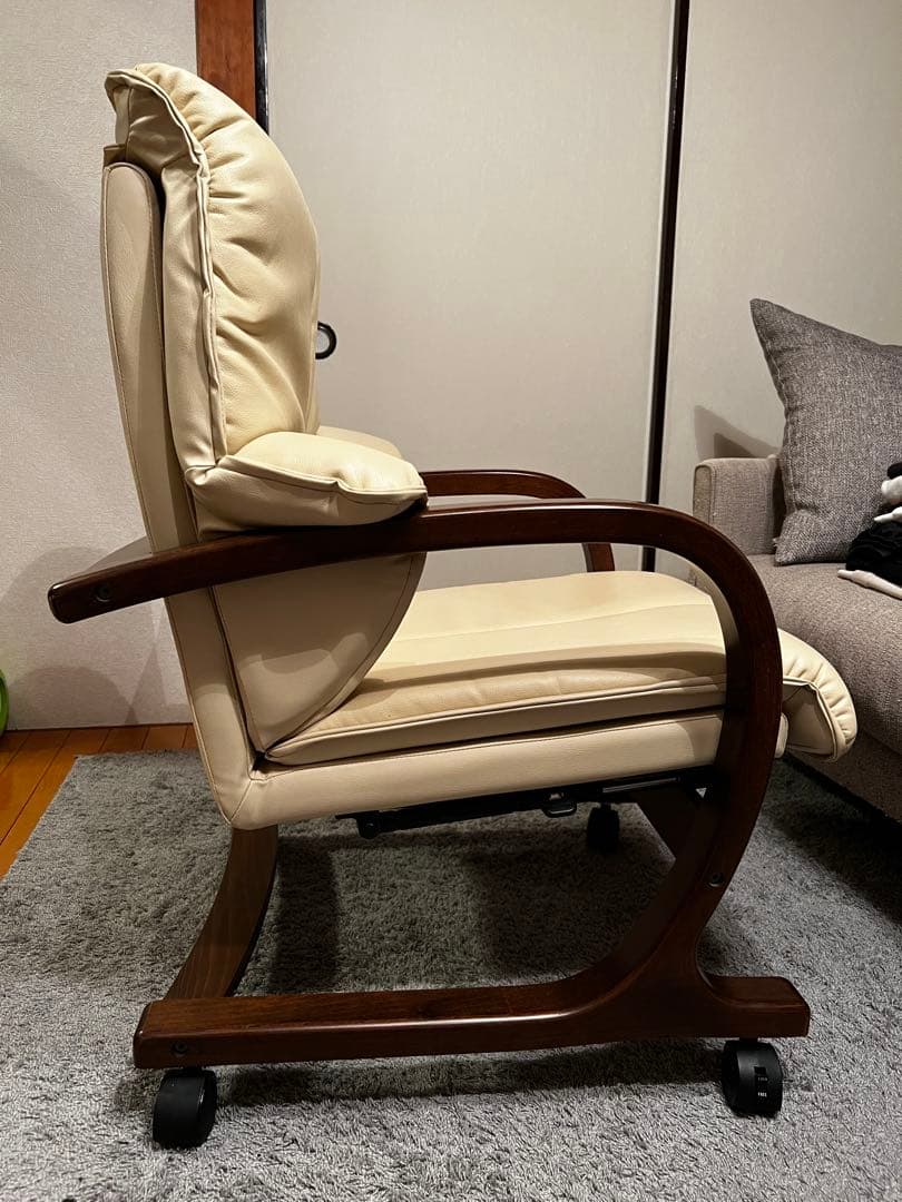 FUJI FURNITURE ダイニングチェア キャスター付き