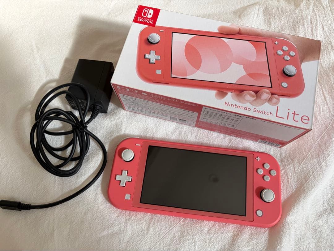 【美品】Nintendo Switch Lite 本体 ACアダプター付き