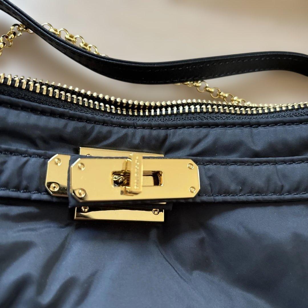 シータ パランティカ ドゥーズィエムクラス ナイロンボディバッグ