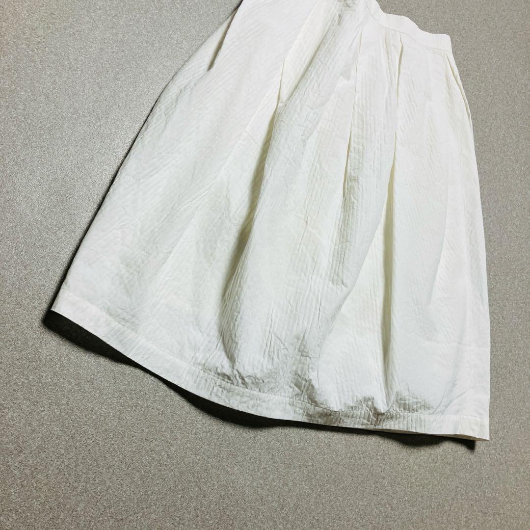 ミナペルホネン sky shadow プリーツスカート 白